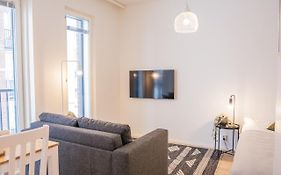 Snowflake Suites V